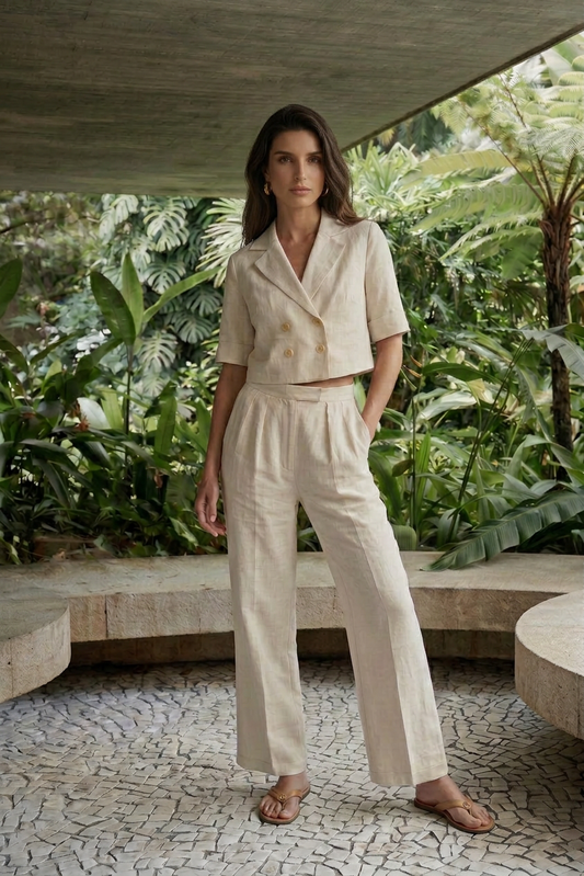 IVORY CROP DOUBLE BRESTED TOP PAIRED WITH STRAIGHT PANTS